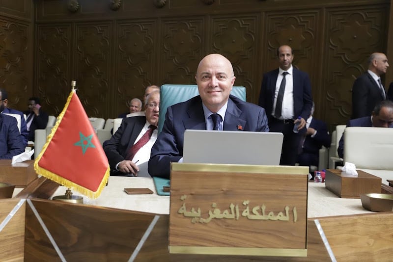السفير التازي: هكذا نجح المغرب في فرض "إدانة التدخلات الإيرانية" بالقمة