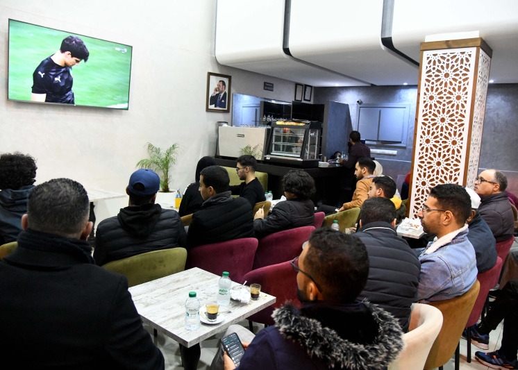 الرضا يطبع متابعة جماهير العاصمة لآخر مباراة للمنتخب المغربي في "المونديال"