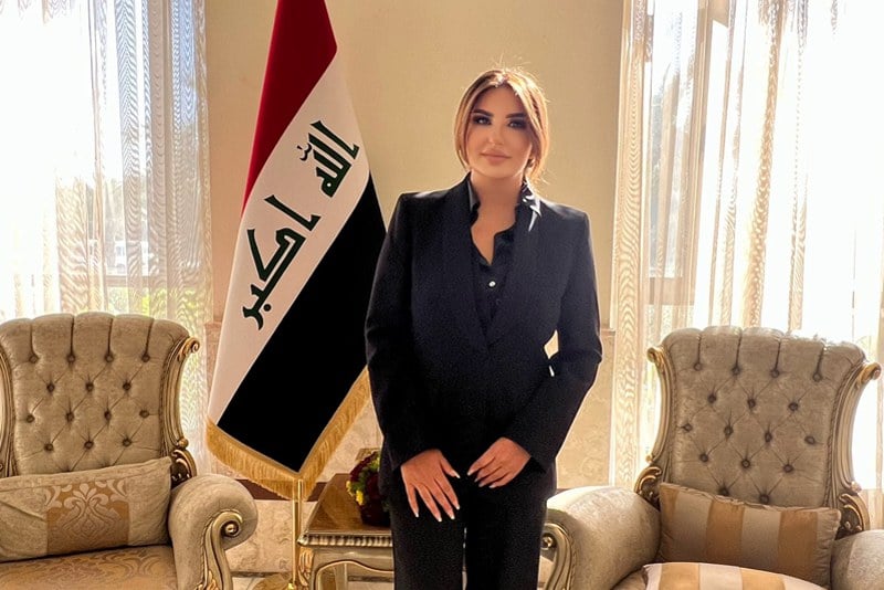 حسون: تعرضت لإهانة من إليسا داخل أحد المطاعم