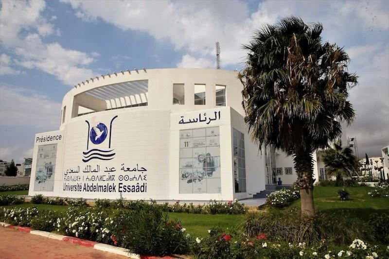 نقابة تنبه إلى مشاكل بكلية الآداب بتطوان‎‎