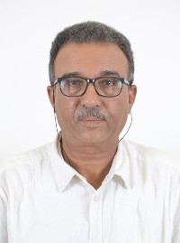 بين الموقف الواعي والموقف الانتهازي- العاطفي