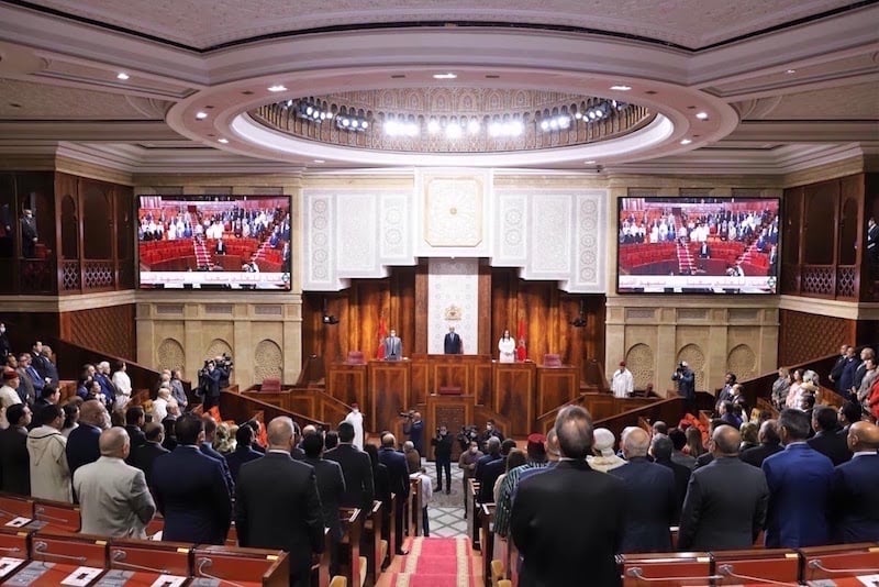 البرلمان يطالب "نواب الأمة" بحضور الجلسات