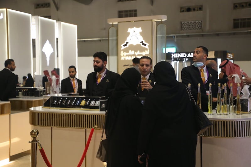 أكبر معرض للعطر العربي في الشرق الأوسط يستقطب مشاهير وزوار الخليج‬