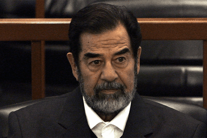 "مسدس صدام لا يزال بحوزة بوش"
