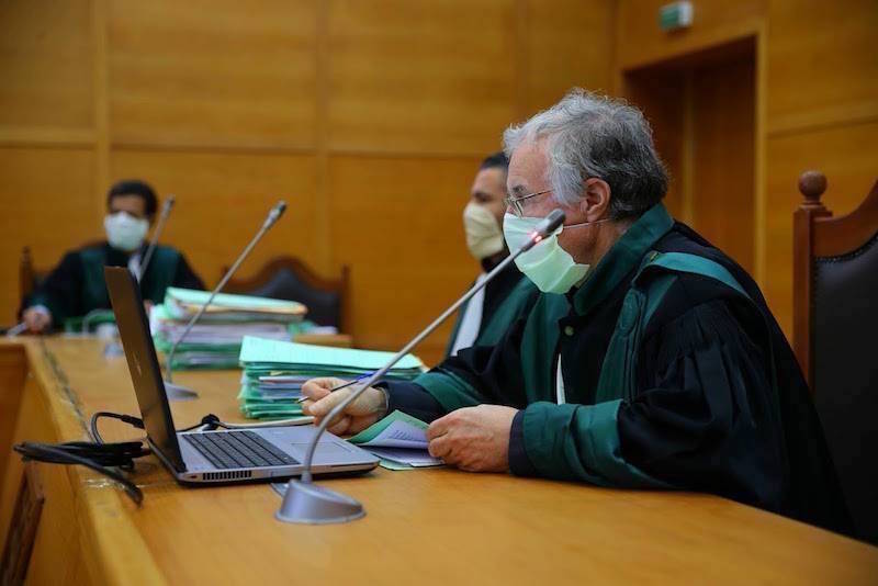 اجتهادات قضائية تحسم الجدل حول "كورونا" وتعنيف تلميذ وقرارات حكومية