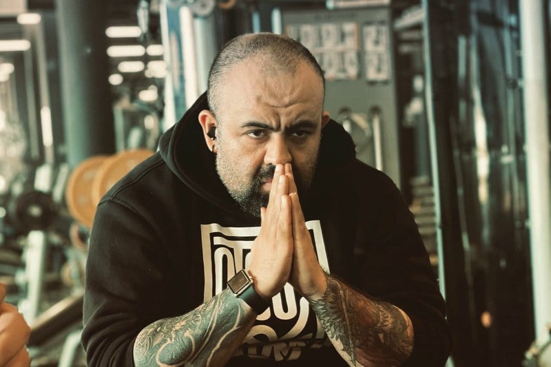 البيغ وعلي صامد يشعلان "كلاشات الراب" في المغرب