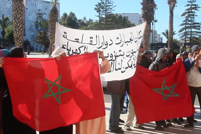 ساكنة تعيش بدون كهرباء