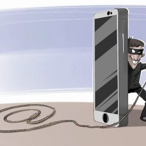 انطلاق محاكمة شبكة للابتزاز الإلكتروني .. تحريض وعنف وادعاءات كاذبة