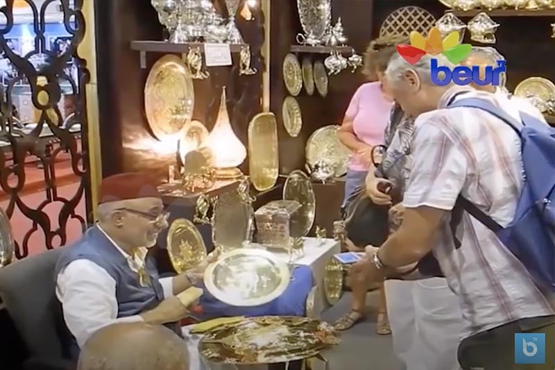 مغربي على قناة جزائرية