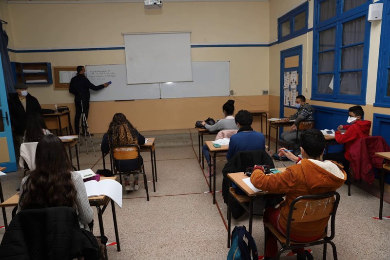 أكمير: التدريس بلغة ثيربانتس مهم للطلبة.. والجالية بإسبانيا تحتاج "دار المغرب"
