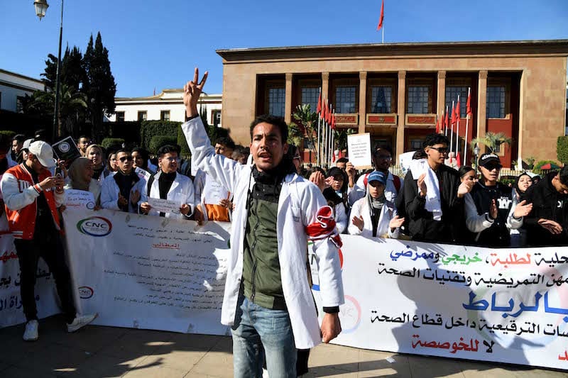 رفض "التعاقد" في التمريض