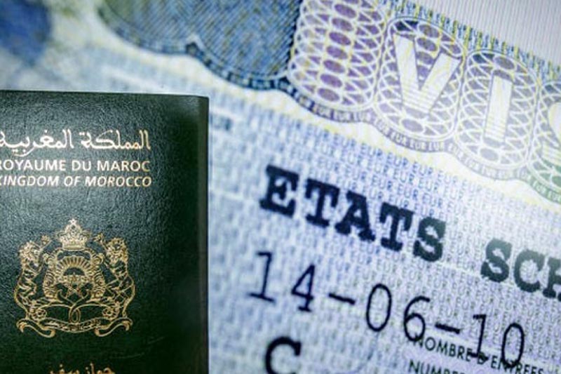 المغاربة ووسطاء "الفيزا"