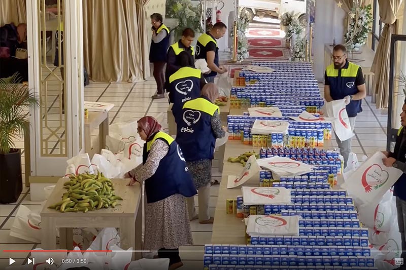 مائدة إفطار مغربية متنقلة