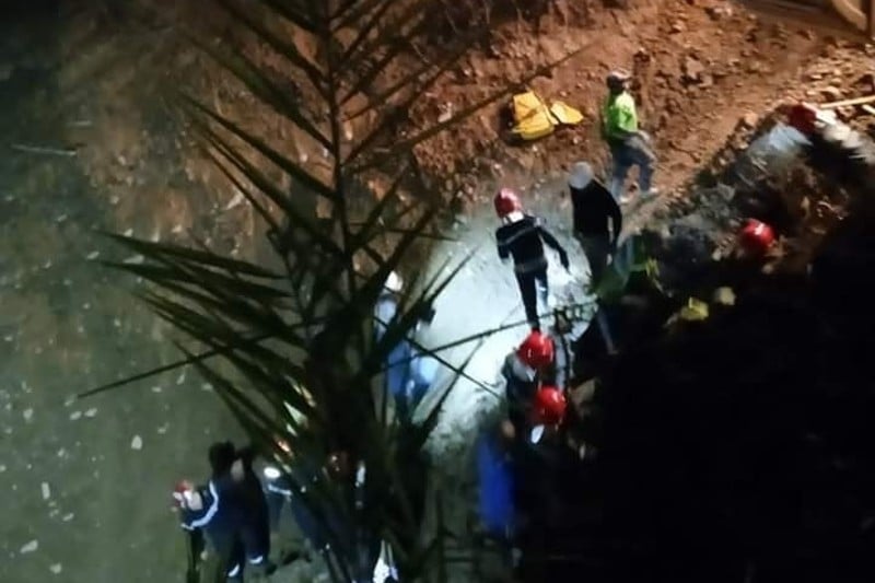 محاولات إنقاذ عالق في بئر تنتهي بالفشل