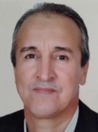 سر الطائر على الكتف أو الإنسان الباطن
