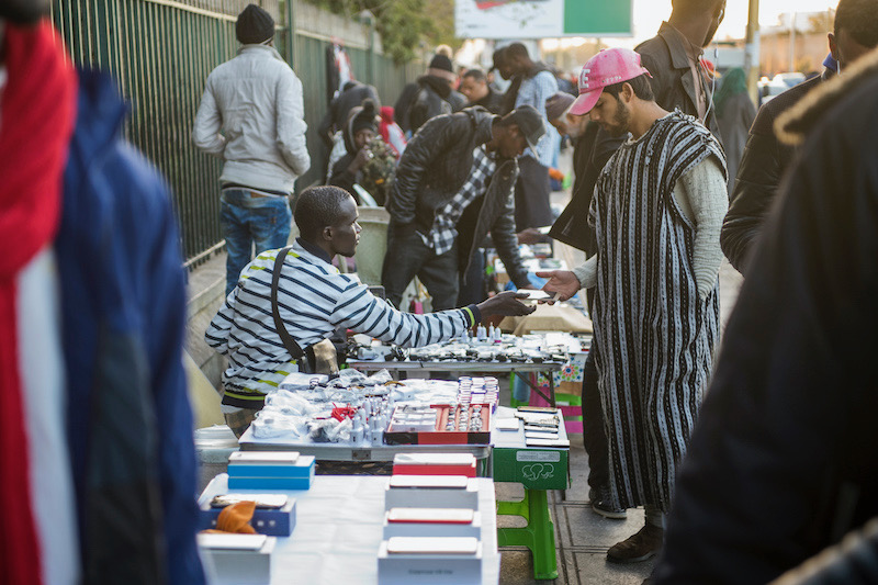 تقرير يرصد "ديناميات الهجرة" ويفسر تفضيل المغاربة  أوروبا على أمريكا