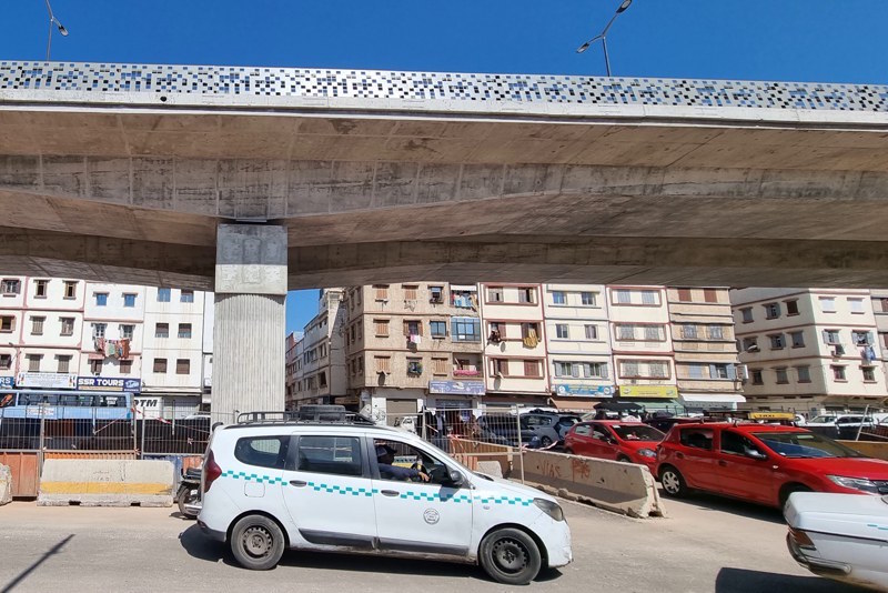 دراسة: "العمل عن بعد" لا يقلل حجم الحركة المرورية