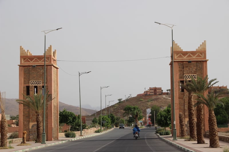 الهشاشة الاجتماعية والتنموية تحول مدينة طاطا إلى "قرية كبيرة منسية"