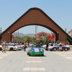 لحاق السيارات التاريخية يحط الرحال بخنيفرة