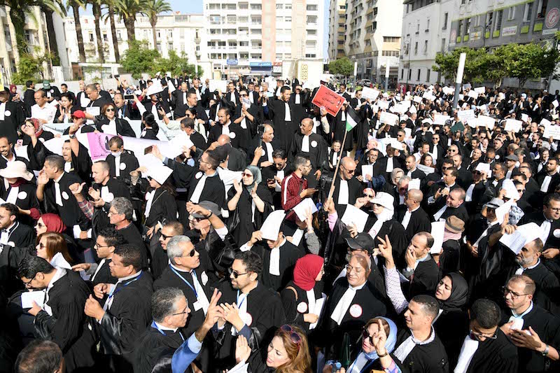 إعلان وزارة العدل عن إجراء "امتحان الأهلية" يستنفر هيئات المحامين بالمغرب