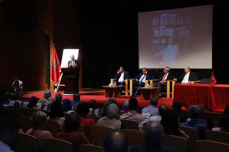 المكتبة الوطنية تستقبل خزانة الصحافي والدبلوماسي الراحل العربي المساري