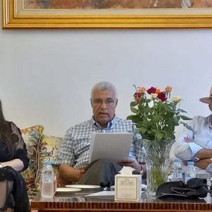 صالون أدبي يخلد شعر أحمد شوقي الفحلي