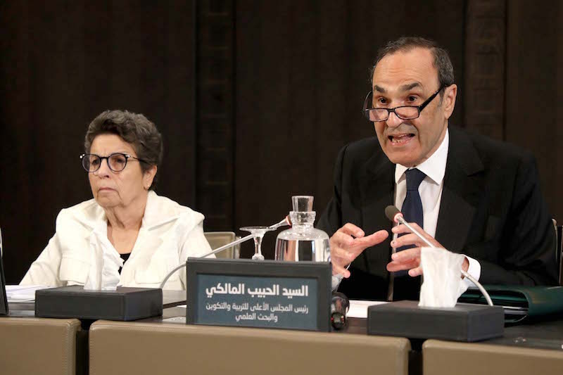المجلس الأعلى للتربية والتكوين بالمغرب يمسك "عصا اللغات الأجنبية" من الوسط