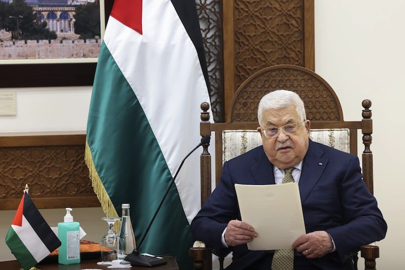 رئيس فلسطين يوقف الاتصالات مع إسرائيل