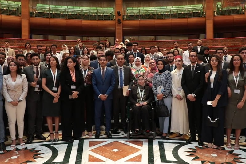 اختتام دورة برلمان الشباب