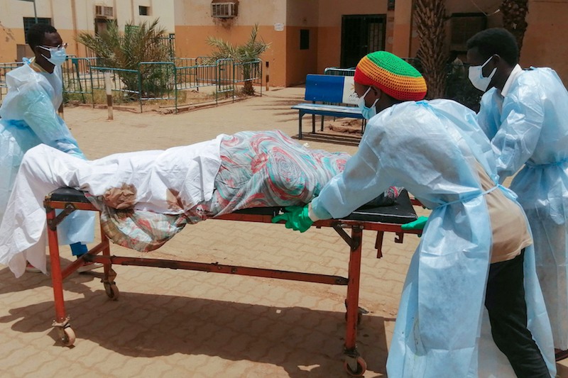 معارك متواصلة في السودان .. وتحذيرات من تفشي الحصبة بين النازحين