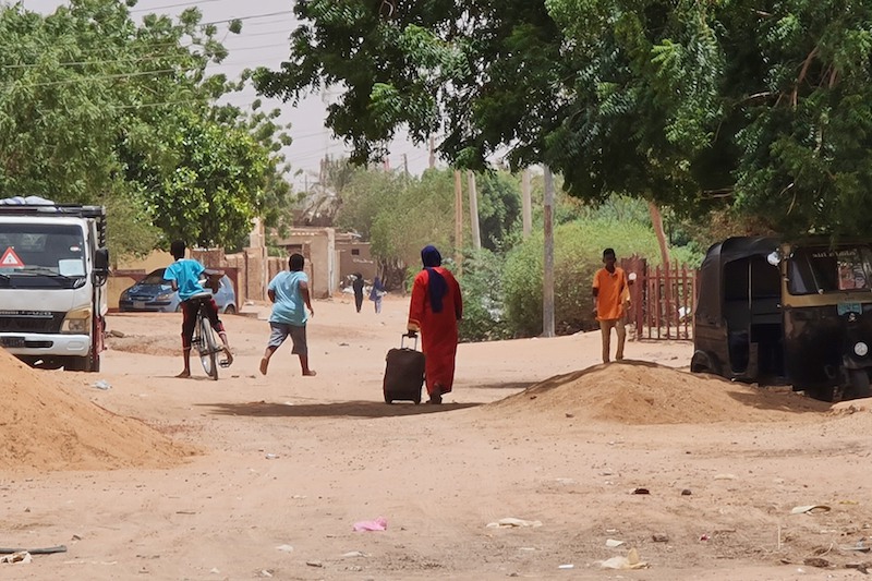 مغربيات بالسودان يطالبن برحلة إجلاء جديدة