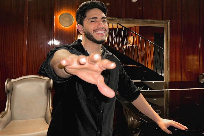 مهدي فاضيلي: التشبه بالفنان لمجرد مصدر سعادة .. وأحلم بمسيرة فنية متميزة