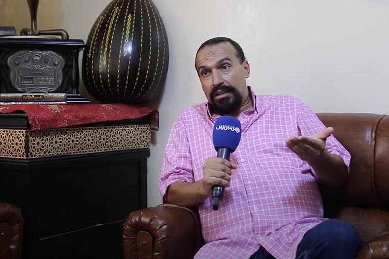 محمد عزام وإقصاء الرواد