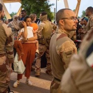 "انقلاب النيجر" يعمق جراح القارة الإفريقية بالمزيد من المواجهات العسكرية