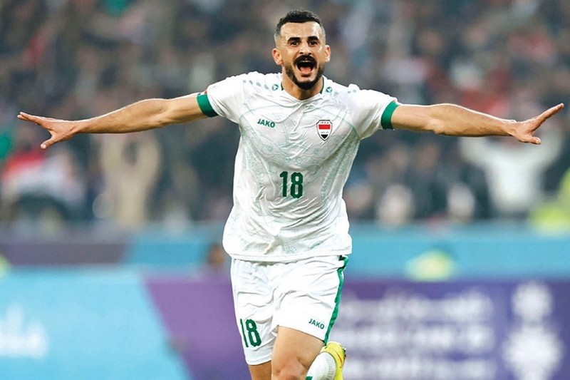 الرجاء يصرف النظر عن العراقي أيمن حسين