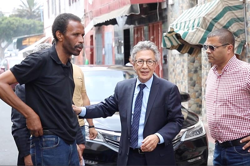 وفد جامعي يعزي عائلة بدر