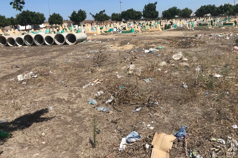 أشهر مقبرة بيضاوية تئن تحت وطأة الإهمال