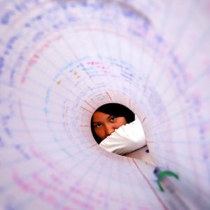 فرنسا تعطي اللغة المتداولة في التواصل بين أفراد الأسرة أولوية على الفرنكفونية