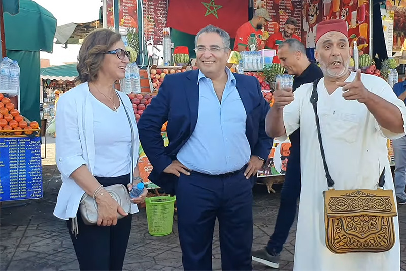 وزيرة السياحة في جامع الفنا