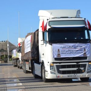 قافلة مساعدات ضخمة تنطلق من العيون