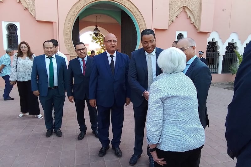 وزيرة الخزانة الأمريكية تزور ثانوية بمراكش