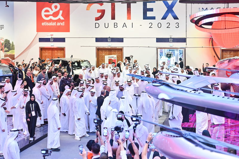 "جيتكس 2023" ينطلق رسميا .. والأجندة تُدمِج نقاشات المناخ والتنمية المستدامة