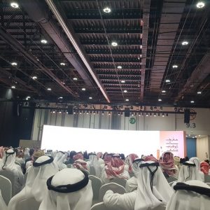 "مهرجان أبوظبي للشعر" يُفتَتح باستحضار إسهام الشيخ زايد في "ديوان العرب"