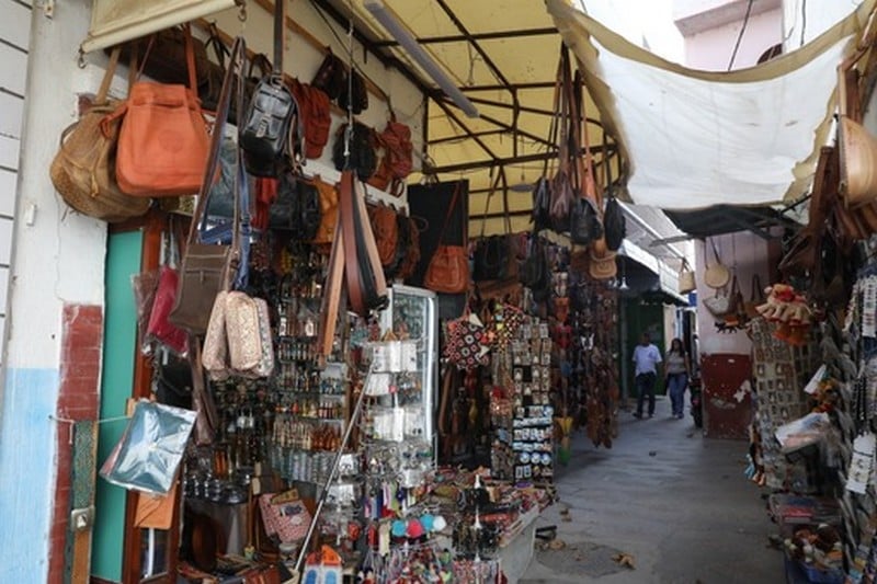 الصناعة التقليدية بأصيلة.. حرفيون يتمسكون بالأصالة أمام رياح الحداثة الجارفة