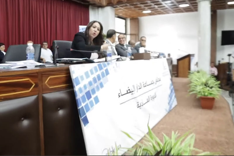 جدل الملاعب في الدار البيضاء