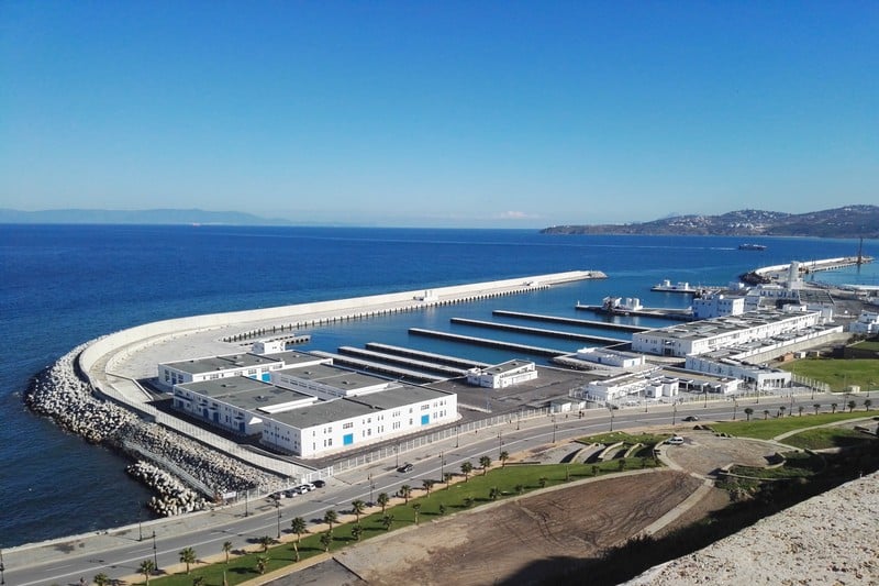 الأحوال الجوية تغلق ميناء طنجة أمام الملاحة
