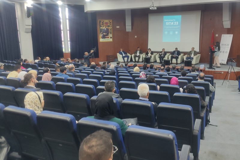 مؤتمر يضع "الأنظمة الذكية" تحت المجهر