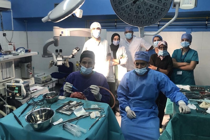 طاقم طبي ببني ملال يستأصل ورما دماغيا