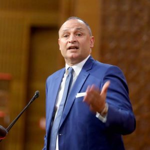 مزور يعدد إكراهات المناطق الصناعية