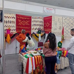 مغربيات يقدن مهمة التعريف بالمملكة بكينيا
